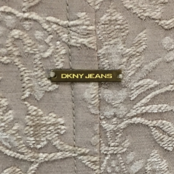 DKNY Jeans Tan Jacket w/ Raised Floral Velvet Detail - Picture 15 of 15